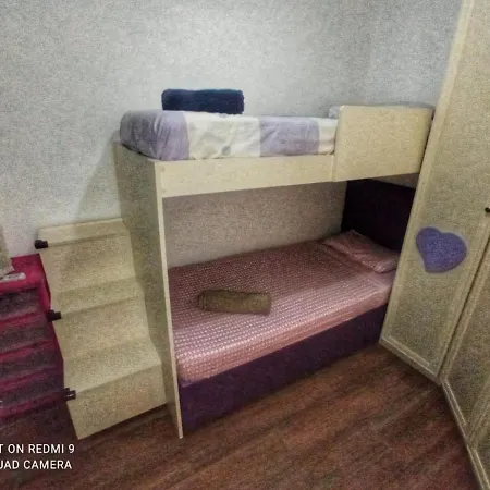 Apartmán Town House With Private Pool In Village Centre *