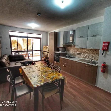 Town House With Private Pool In Village Centre *