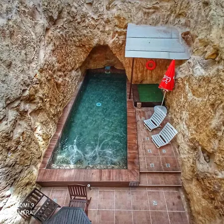 Town House With Private Pool In Village Centre