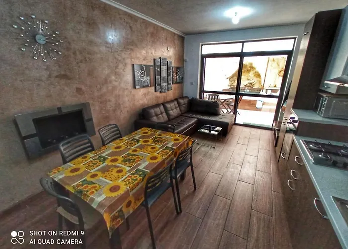 Lägenhet Town House With Private Pool In Village Centre Kalkara