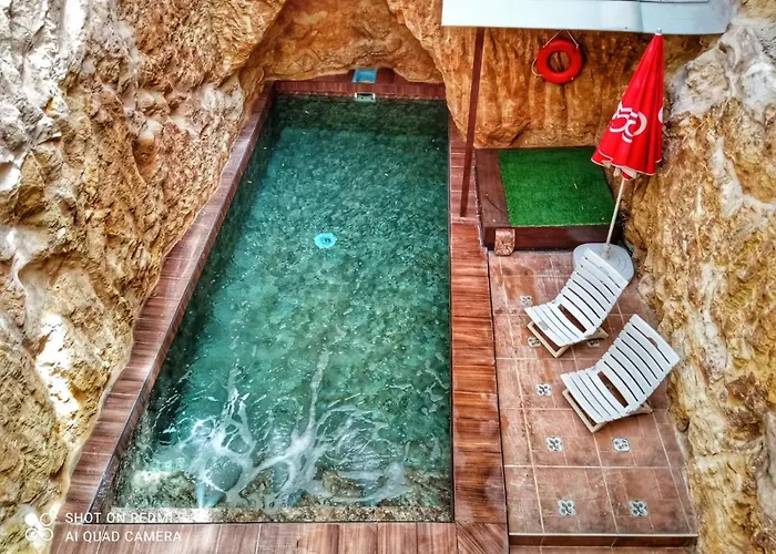 Lägenhet Town House With Private Pool In Village Centre *