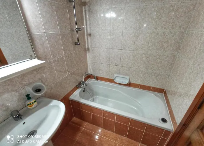 Town House With Private Pool In Village Centre Lägenhet